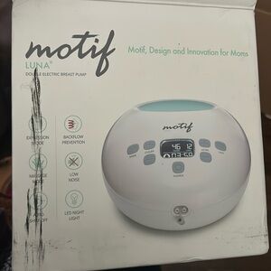 Brand new breast pump